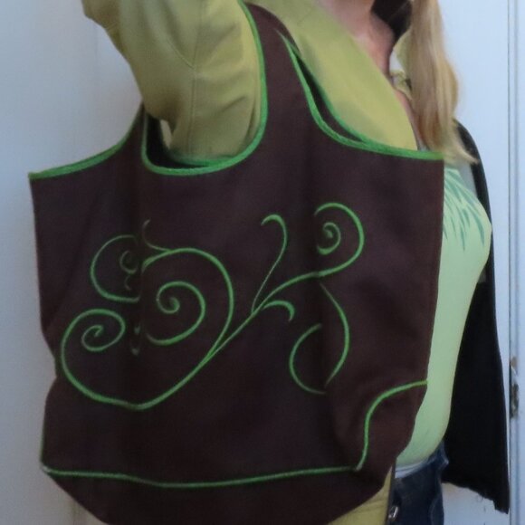 Handmade Deep Forest Green Suede Bag w/yellow green/gold twirly design stitching - Picture 1 of 7